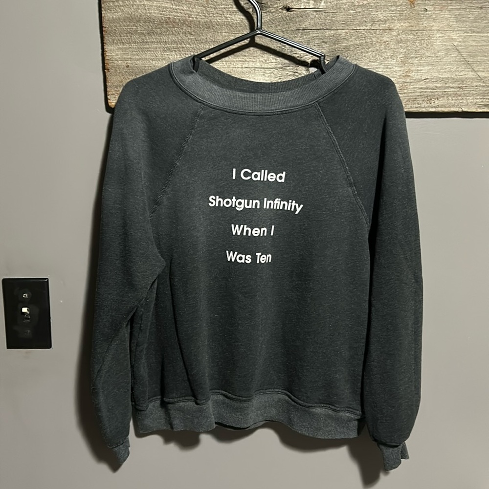 Revolve Wildfox Y2K style graphic sweatshirt crewneck.